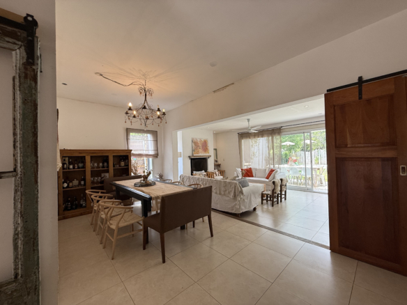 Santa Fe 3250, Bella Vista