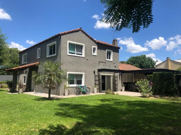 Florencio Varela 1300, Bella Vista