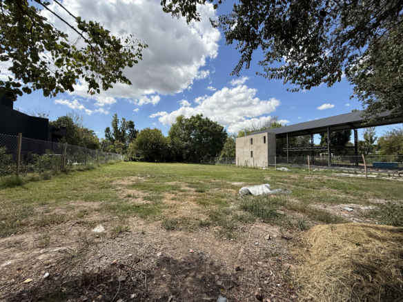 Lote en barrio Los Fresnos, Bella Vista